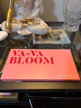 Morphe Pink and Red VA-VA Bloom Eyeshadow Palette